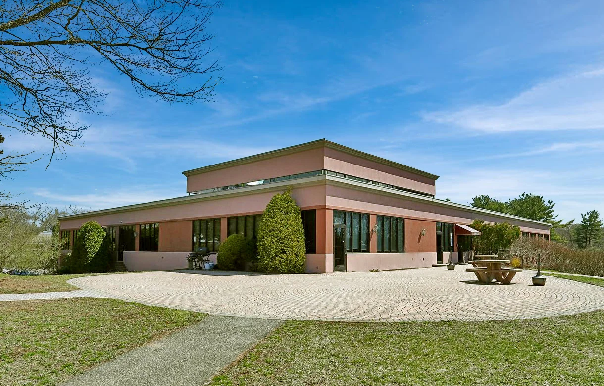 55 Realty Main Photo (13).webp